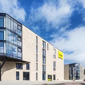 Destiny Student - Holyrood Daire Edinburgh